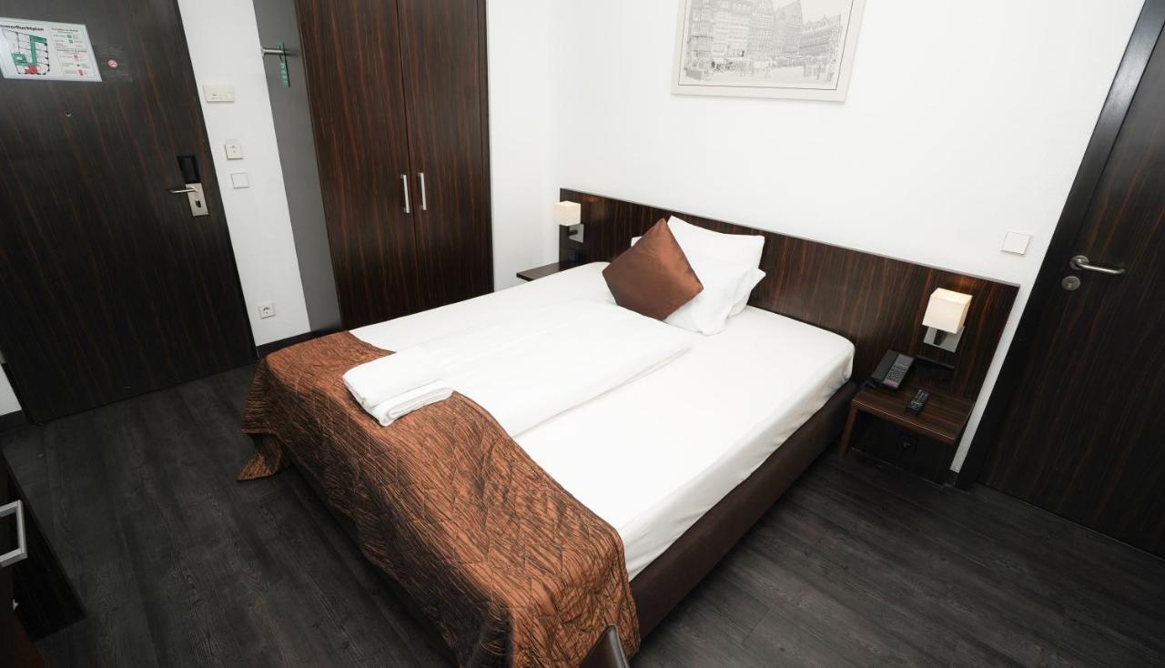 The Atrium 4*